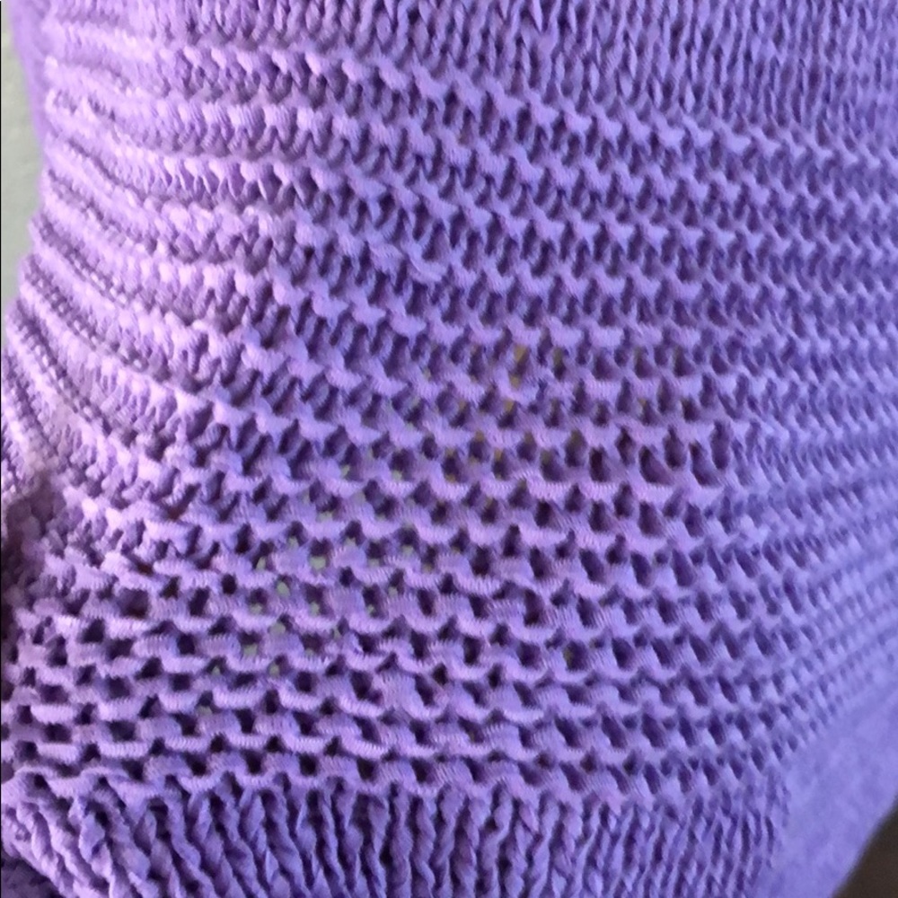 Sweater - Picture 4 of 4